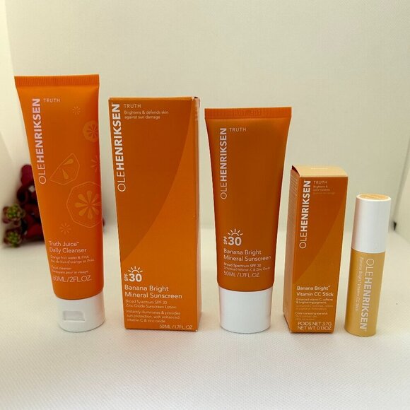 Ole Henriksen Bundle Banana Bright Mineral SPF 30, Vitamin CC Stick and Cleanser - Picture 12 of 12
